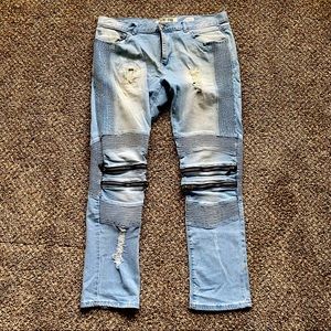 Distressed Jeans zipper design